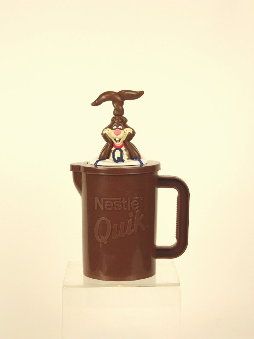 Nestle Quick Nesquick Promotional Chocolate Milk Mixing Pitcher Quicky the Bunny
